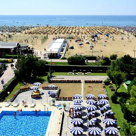 Готель Palace 4*