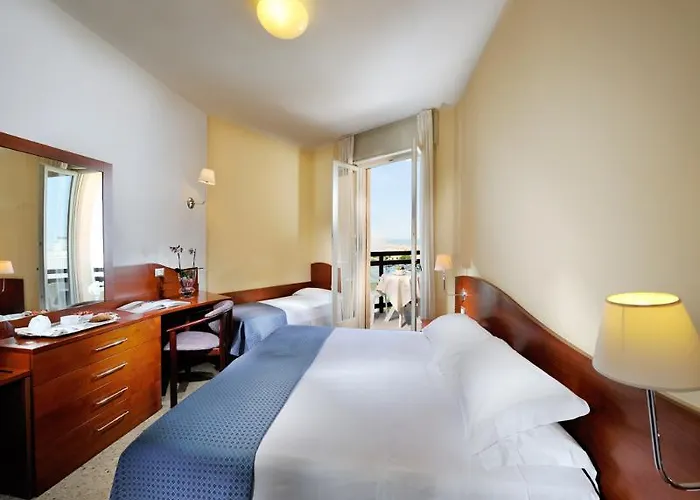 皇宫酒店 比比翁