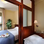 Palace 호텔 4*