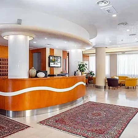 Palace Отель Бибионе