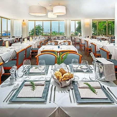 Otel Palace 4*