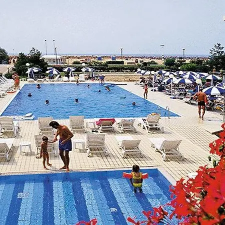Palace 4* Μπιμπιόνε