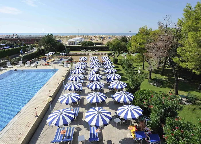 Palace Готель 4*